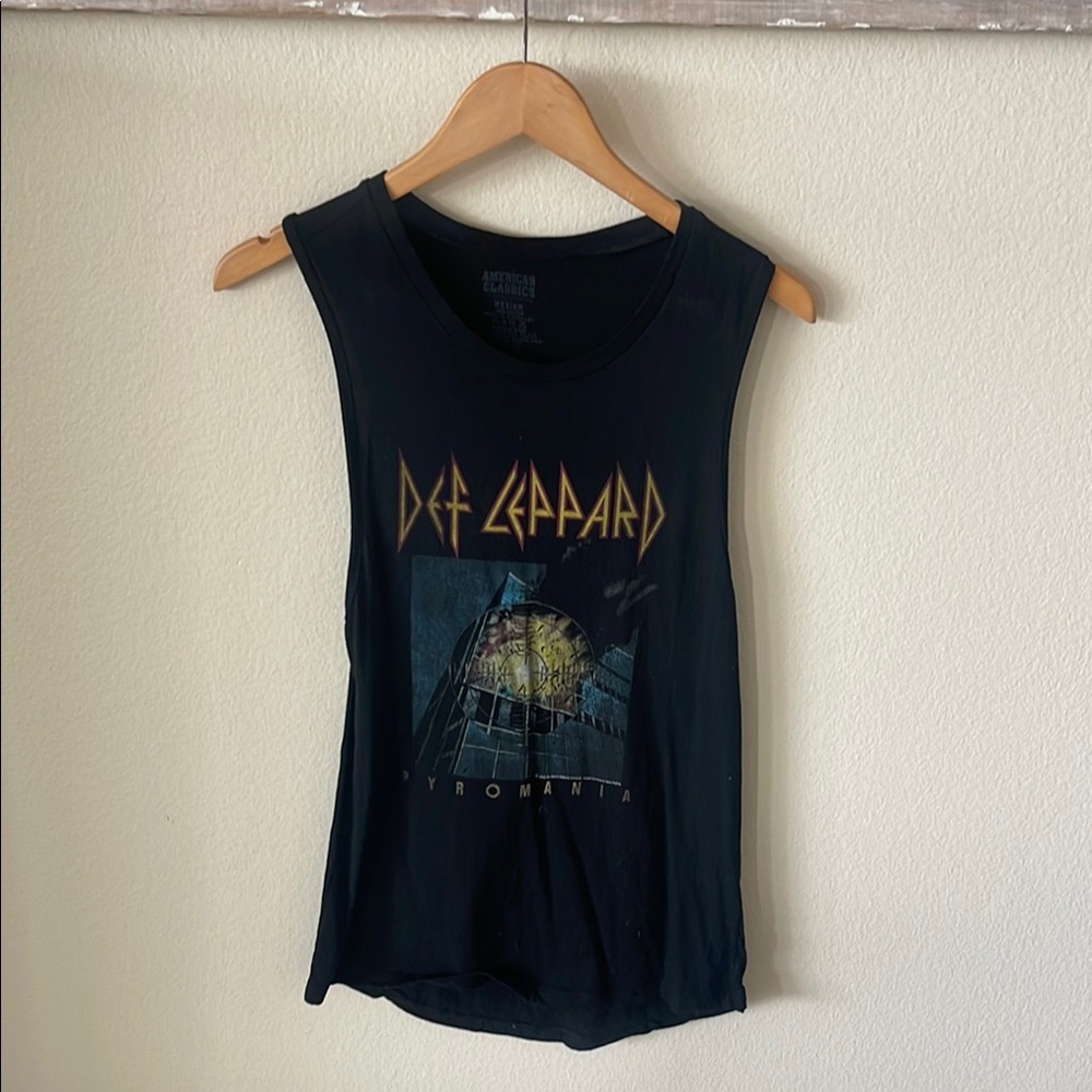 Black Graphic Muscle Tee